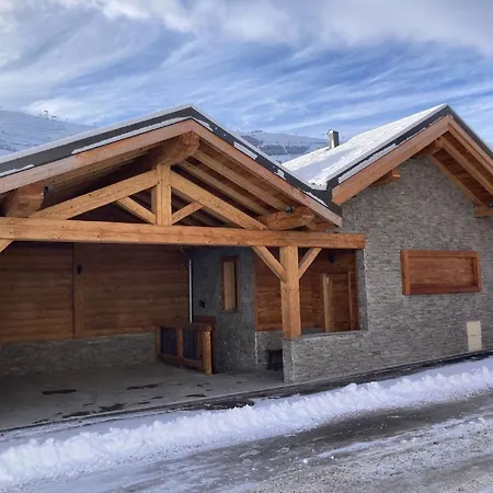 180 M2 High Standing 12 Pers Ириньи