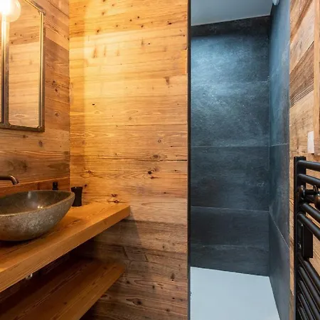 180 M2 High Standing 12 Pers