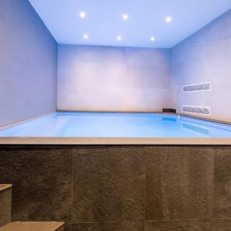 180 M2 High Standing 12 Pers